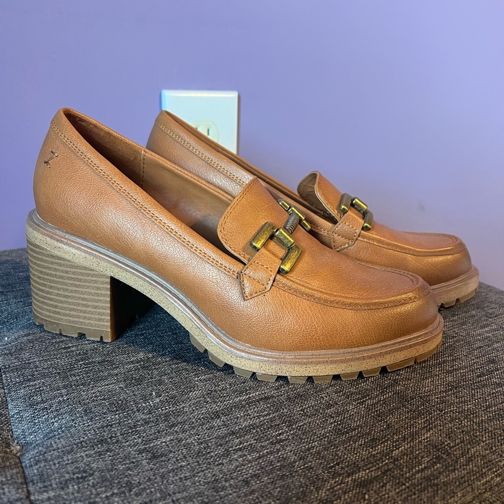 LOAFERS